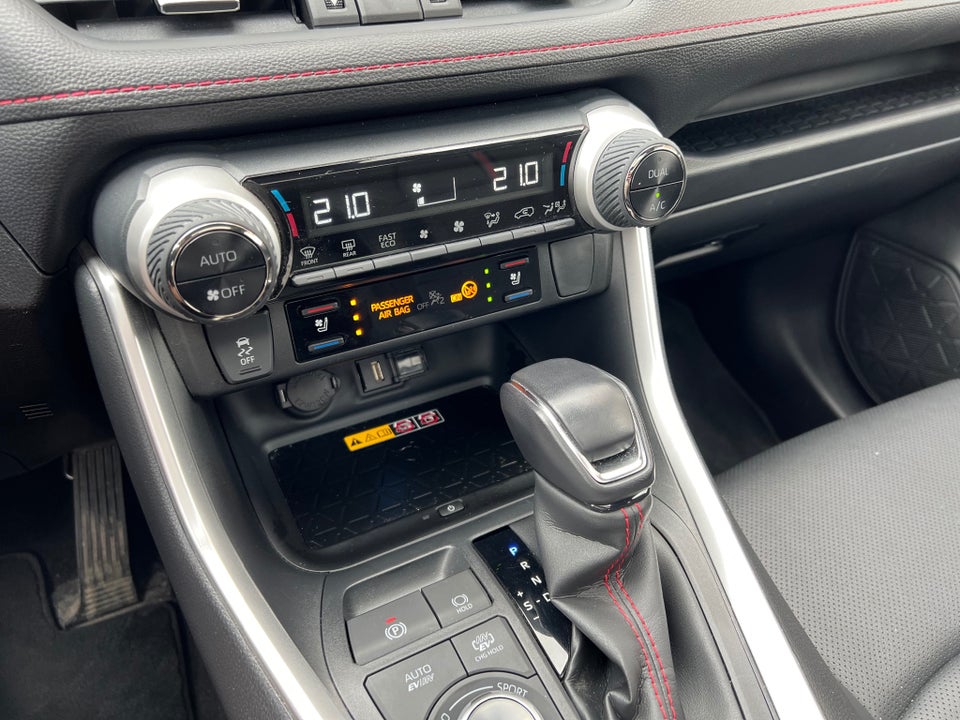 Toyota RAV4 2,5 Plug-in Hybrid Executive AWD-i 5d