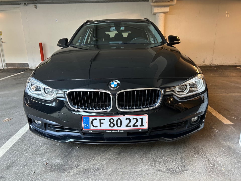 BMW 320i 2,0 Touring aut. 5d