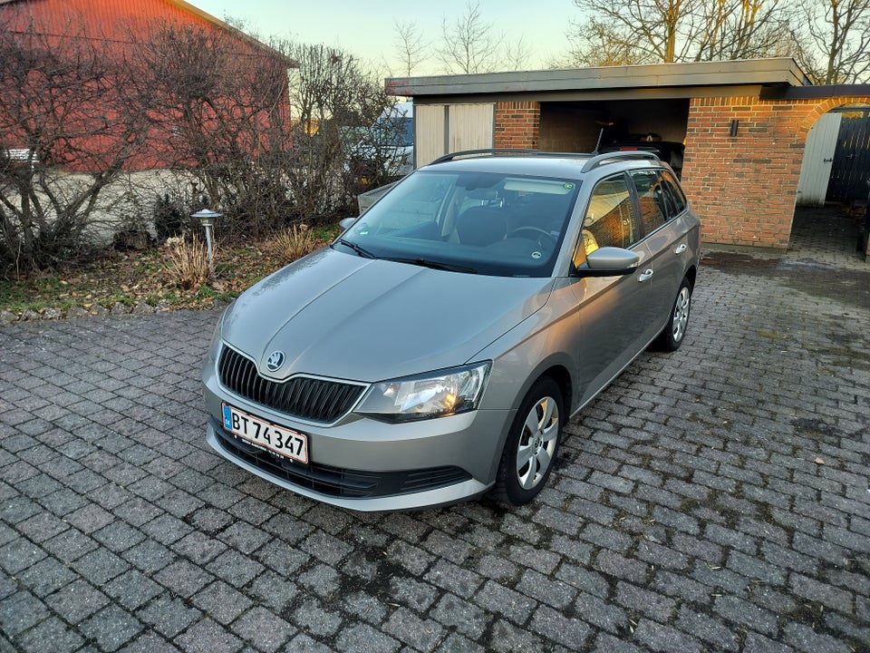 Skoda Fabia 1,0 TSi 110 Ambition Tour Combi 5d