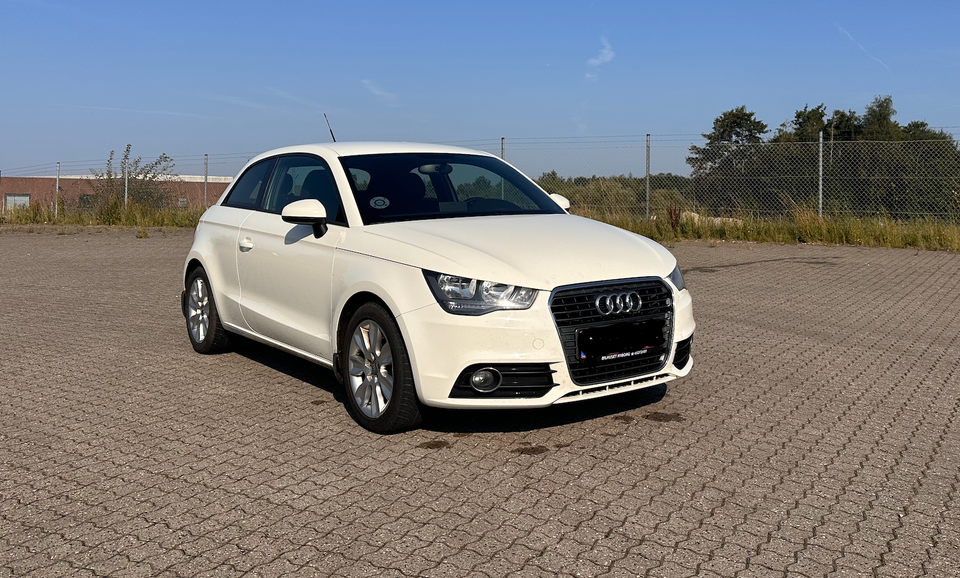 Audi A1 1,4 TFSi 122 Ambition S-tr. 3d