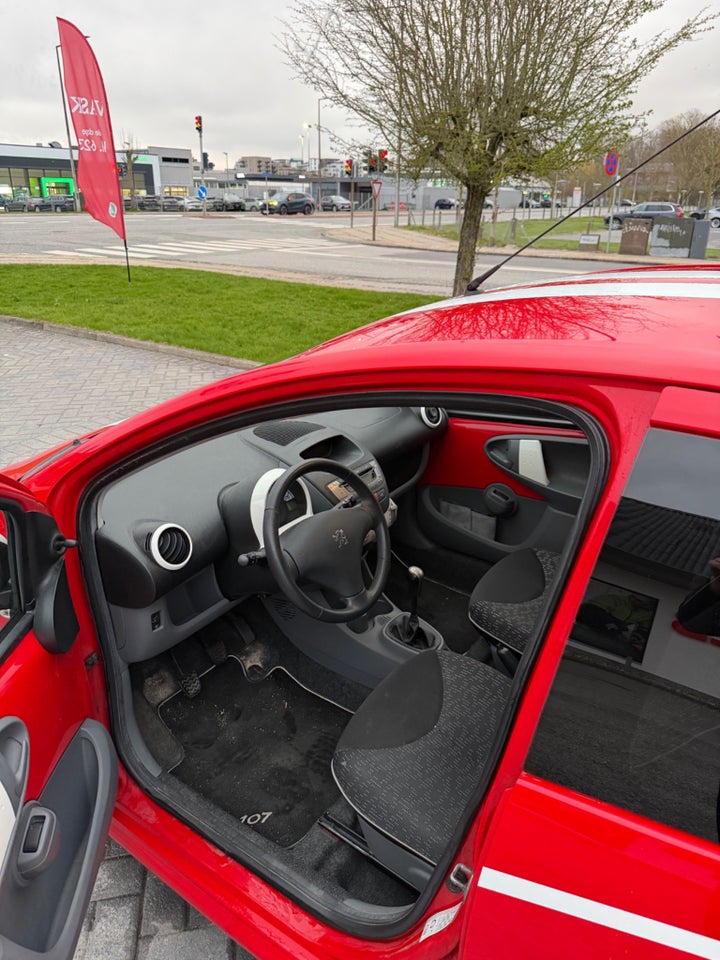 Peugeot 107 1,0 Active 5d