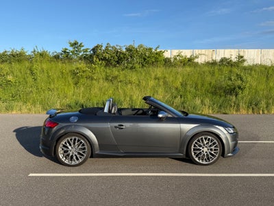 Audi TTS 2,0 TFSi Roadster quattro 2d