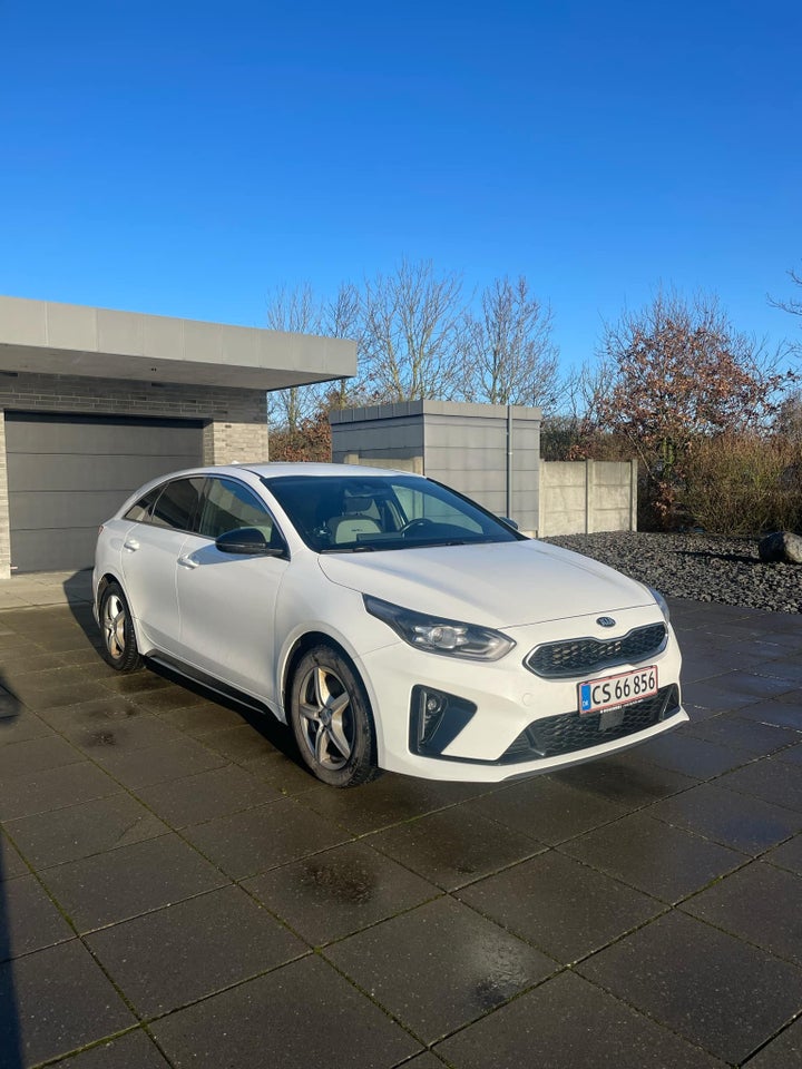 Kia ProCeed 1,6 CRDi 136 GT-Line DCT 5d