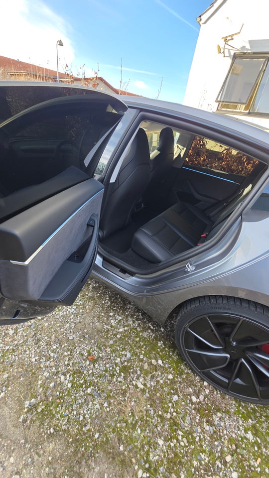 Tesla Model 3 Performance AWD 4d