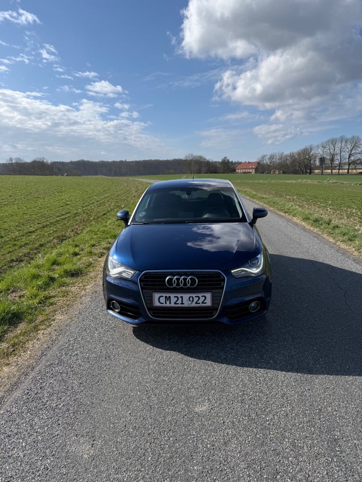 Audi A1 1,4 TFSi 122 Attraction 3d