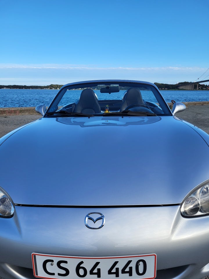 Mazda MX-5 1,8i Sport 2d