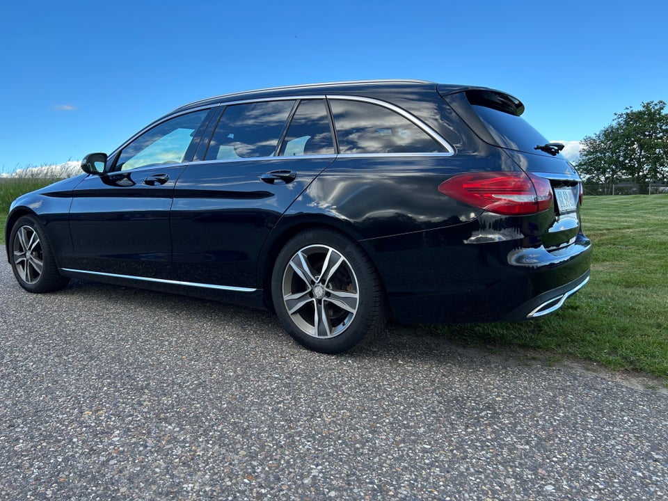 Mercedes C220 2,2 BlueTEC Avantgarde stc. aut. 5d