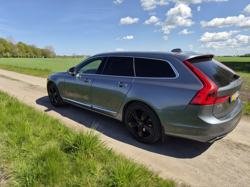 Volvo V90 2,0 D5 235 Inscription aut. AWD Van 5d