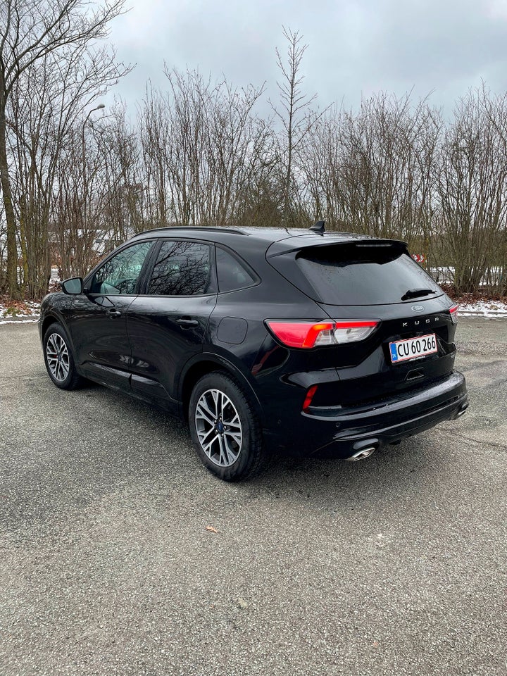 Ford Kuga 2,5 PHEV ST-Line X CVT 5d