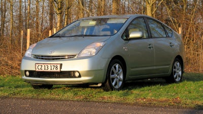 Toyota Prius 1,5 Hybrid 5d