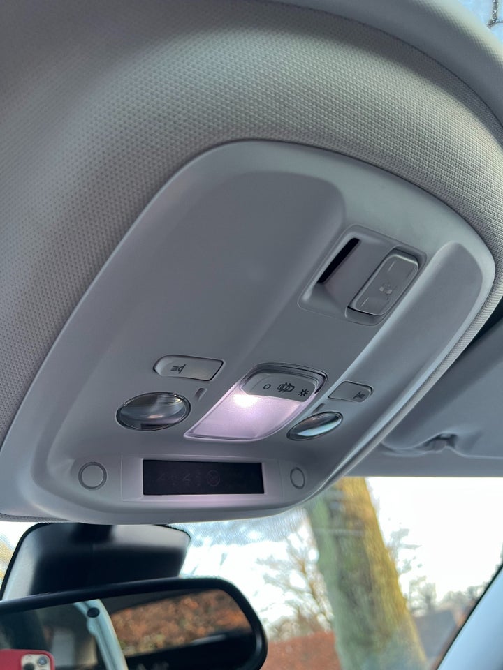 Peugeot 308 1,6 BlueHDi 120 Allure Sky SW Van 5d