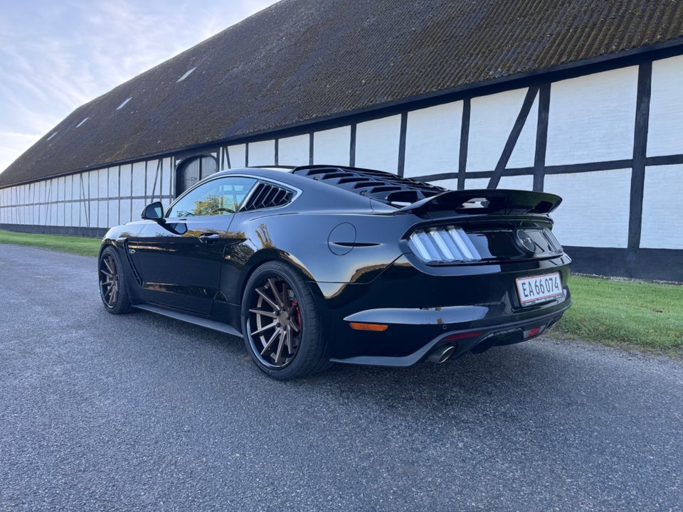 Ford Mustang 5,0 V8 GT Fastback aut. 2d