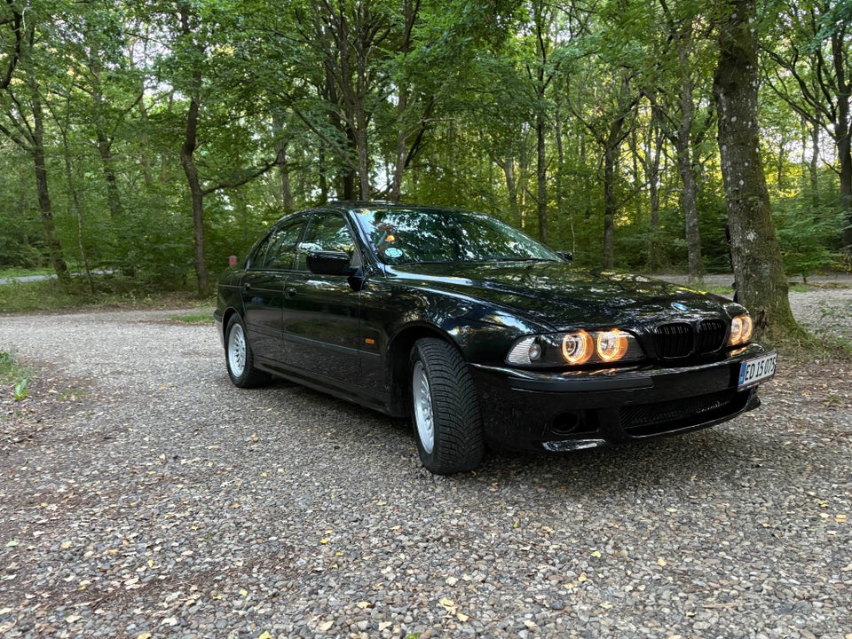 BMW 540i 4,4 Steptr. 4d