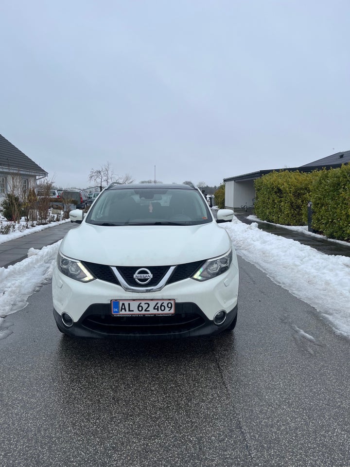 Nissan Qashqai 1,2 Dig-T 115 Tekna 5d