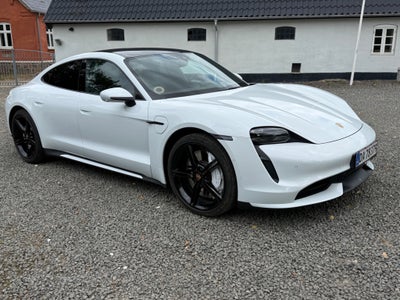 Porsche Taycan Turbo   4d