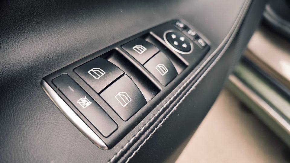 Tesla Model S 90D 5d