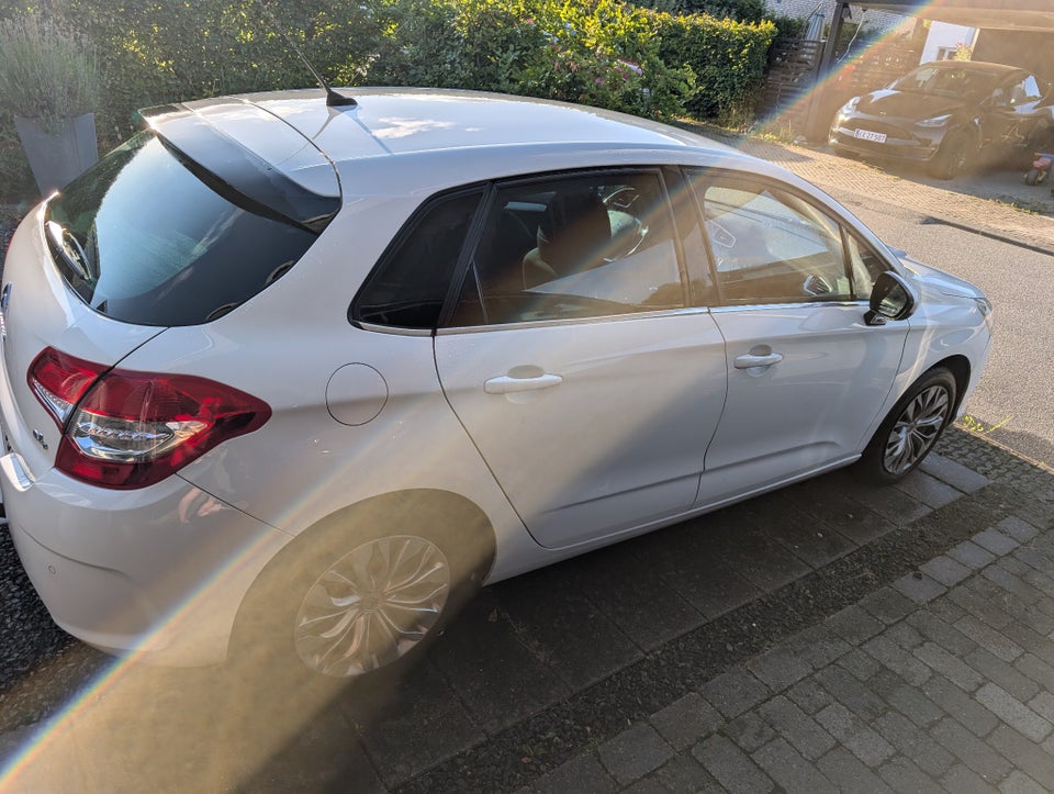 Citroën C4 1,6 HDi 90 Seduction 5d