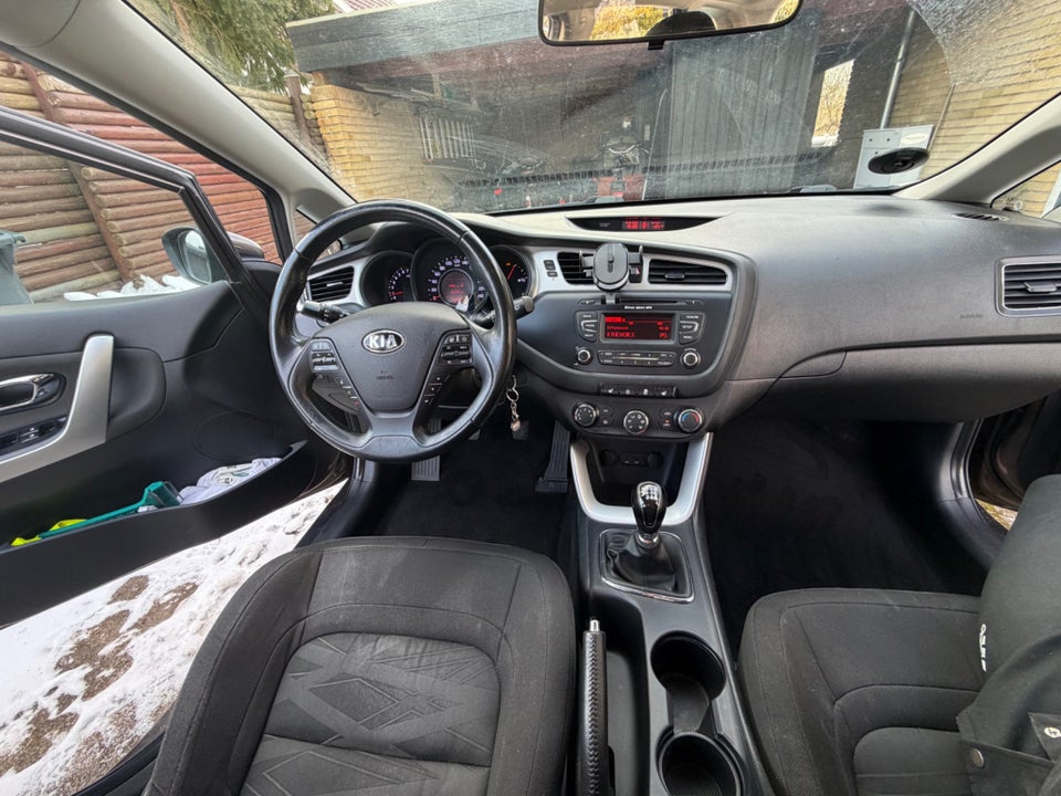 Kia Ceed 1,6 GDi Active+ SW 5d