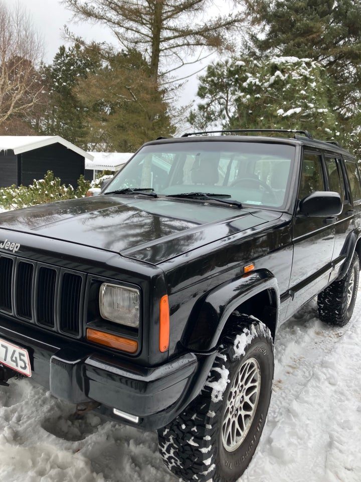 Jeep Cherokee 4,0 Limited aut. 5d