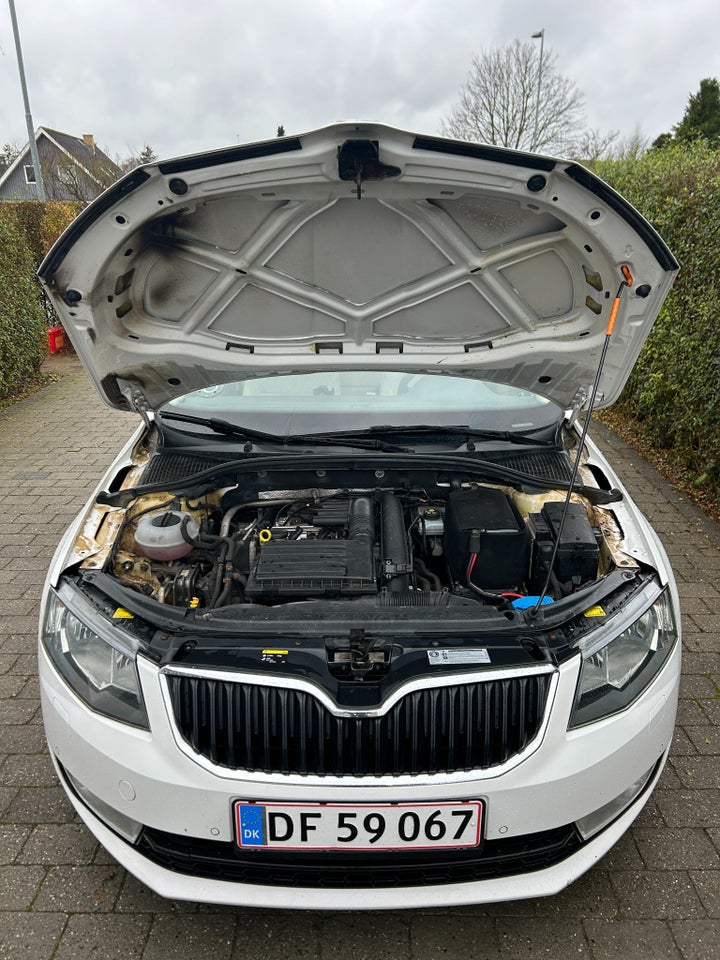 Skoda Octavia 1,4 TSi 140 Elegance DSG 5d