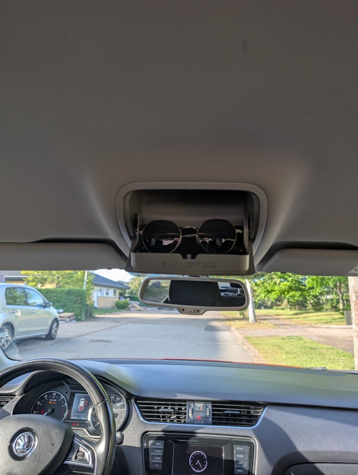 Skoda Octavia 1,2 TSi 105 Elegance Combi DSG 5d