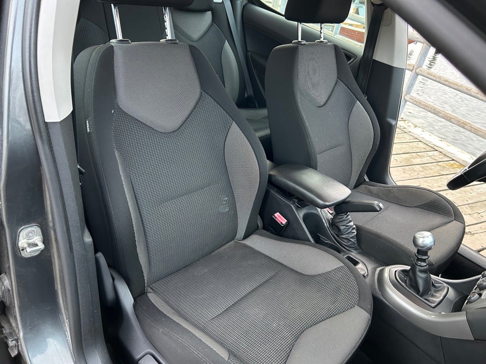 Peugeot 308 1,6 THP 156 Sportium 5d