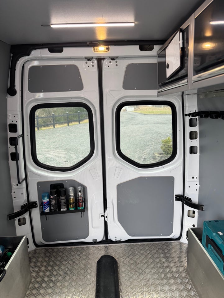 Mercedes Sprinter 317 2,0 CDi A2 Kassevogn SELECT RWD