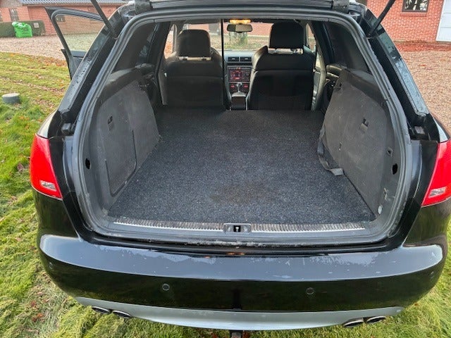 Audi S4 4,2 V8 Avant quattro Tiptr. Van 5d