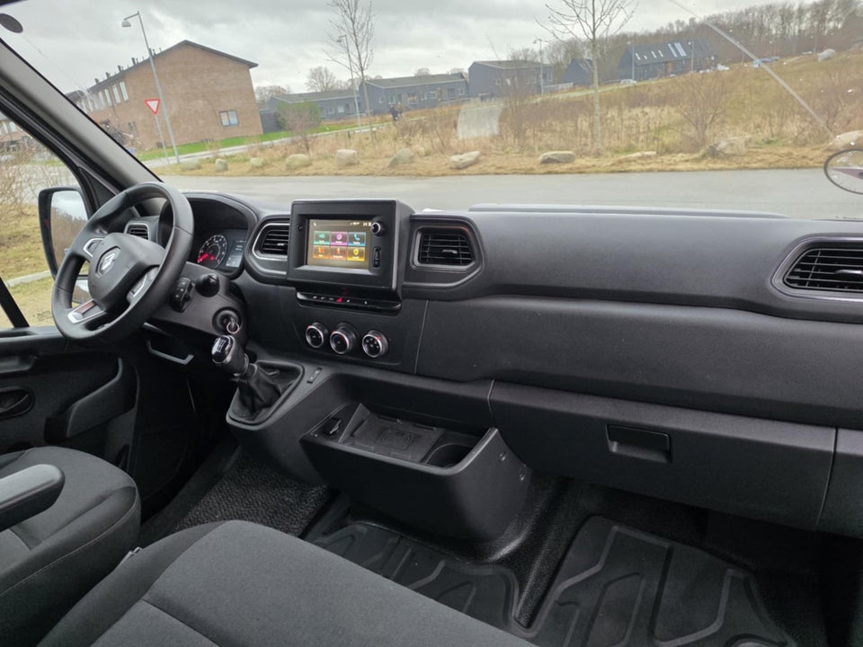 Renault Master IV T35 2,3 dCi 150 L3H2 Kassevogn