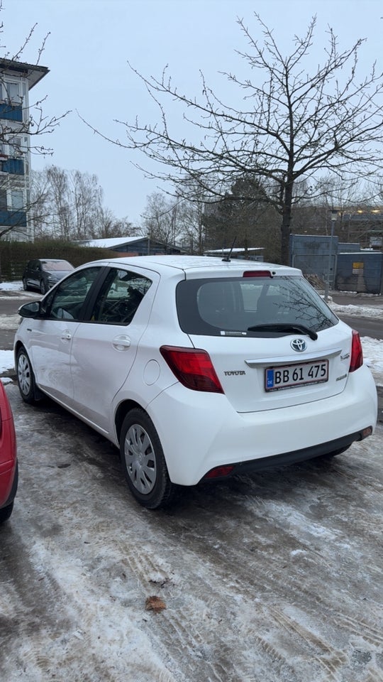 Toyota Yaris 1,5 Hybrid H2 Komfort e-CVT 5d
