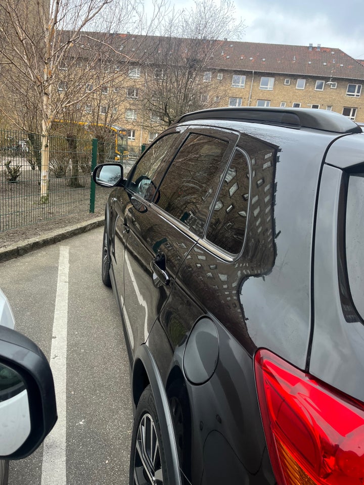 Mitsubishi ASX 1,6 Invite 5d