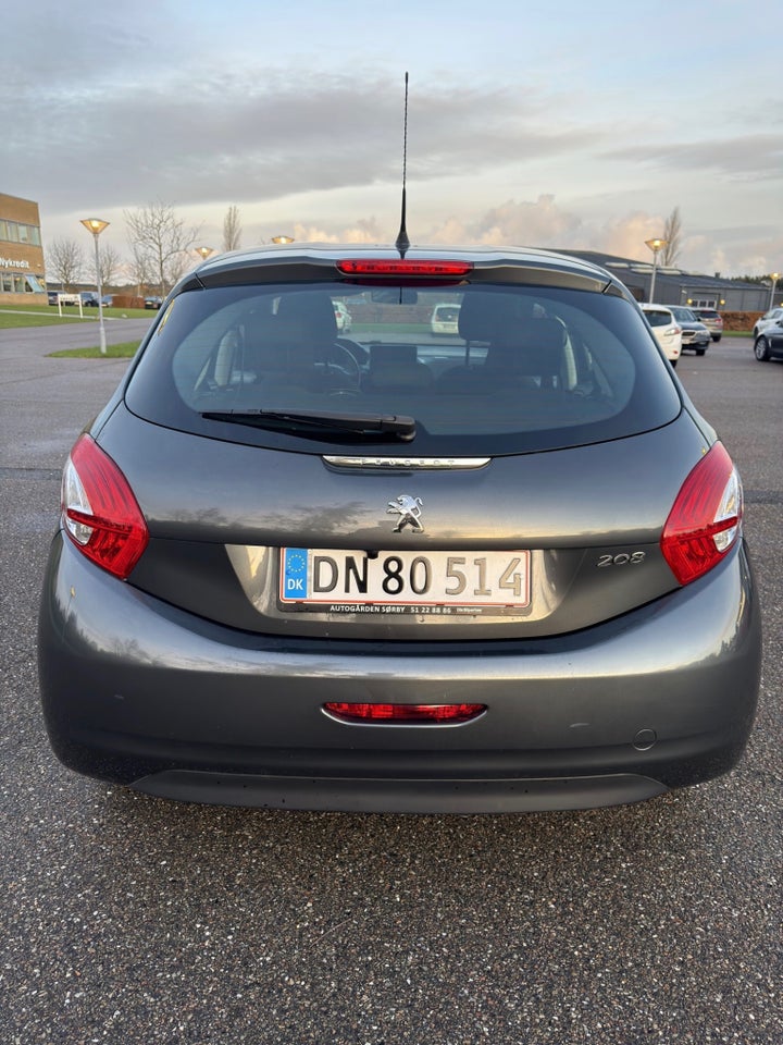 Peugeot 208 1,0 VTi Access 5d