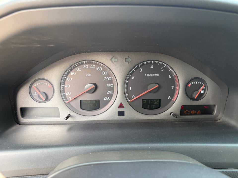 Volvo V70 2,4 T 200 aut. 5d