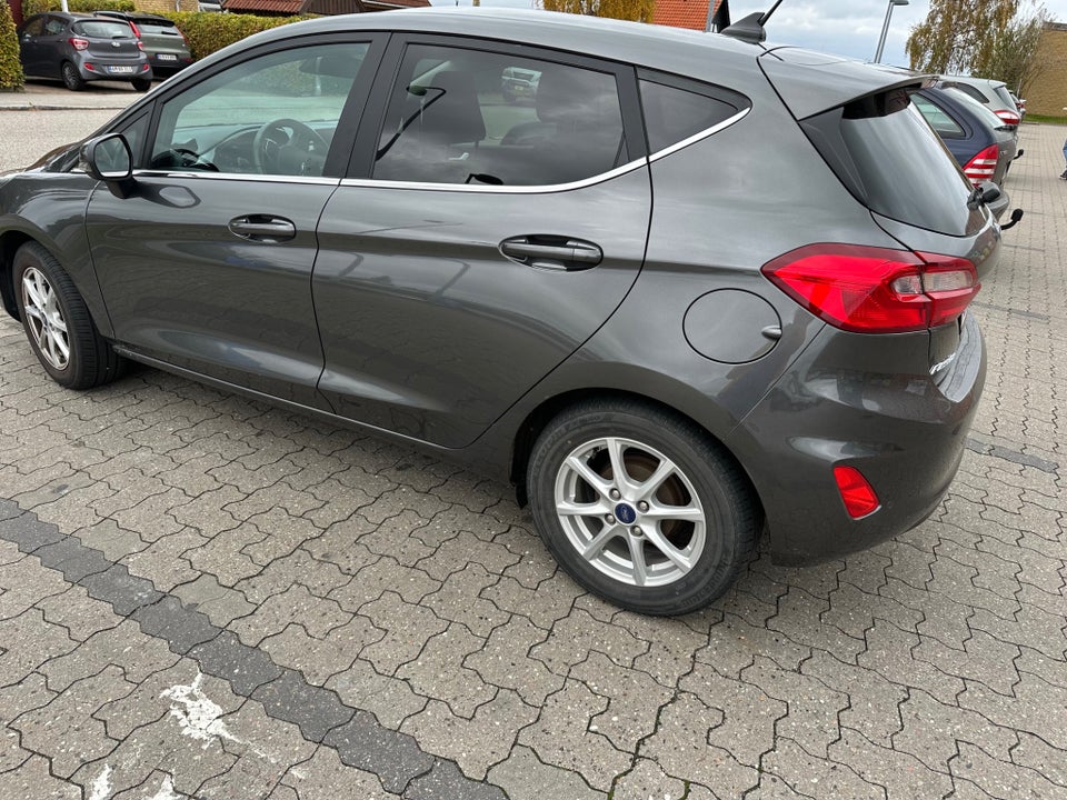 Ford Fiesta 1,5 TDCi 85 Titanium 5d