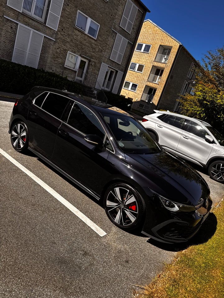 VW Golf VIII 1,4 GTE DSG 5d