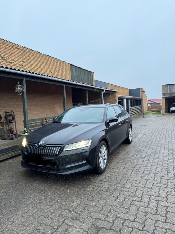 Skoda Superb 1,4 TSi iV Sportline Combi DSG 5d