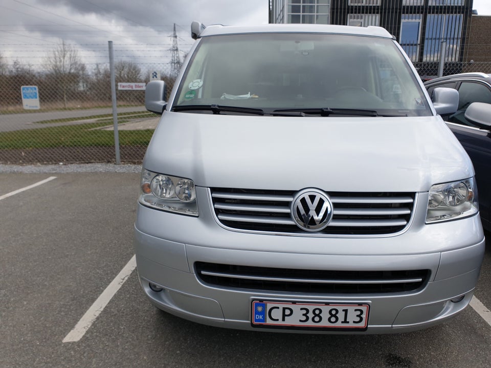 VW California 2,5 TDi 130 Comfortline 4d