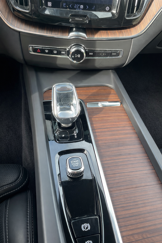 Volvo XC60 2,0 T6 ReCharge Ultimate Bright aut. AWD 5d