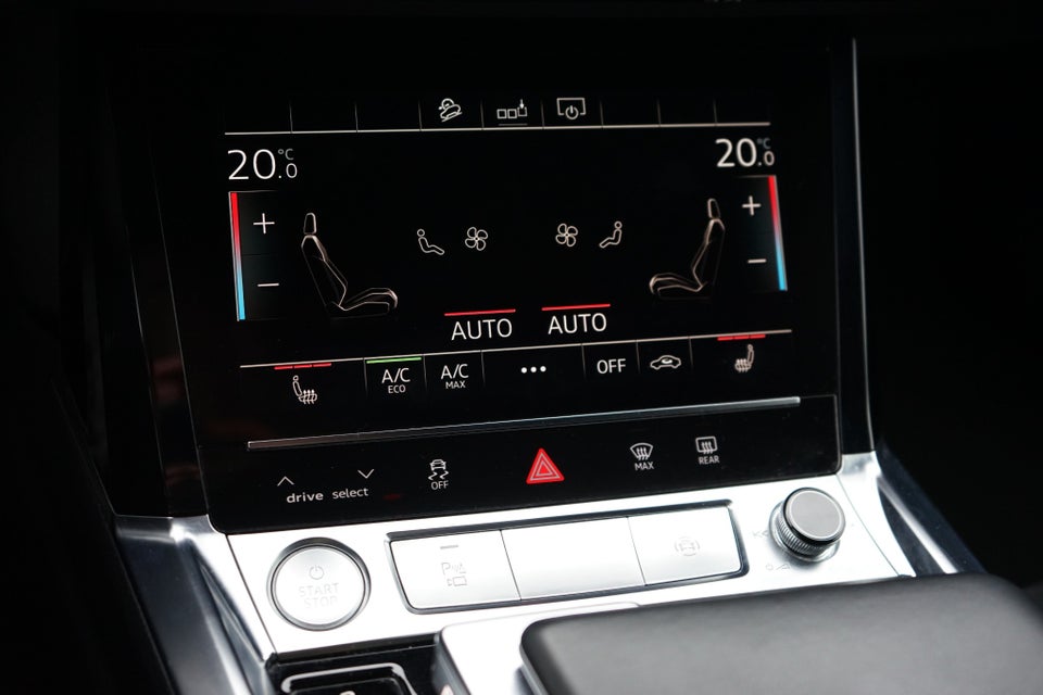 Audi e-tron 55 quattro 5d