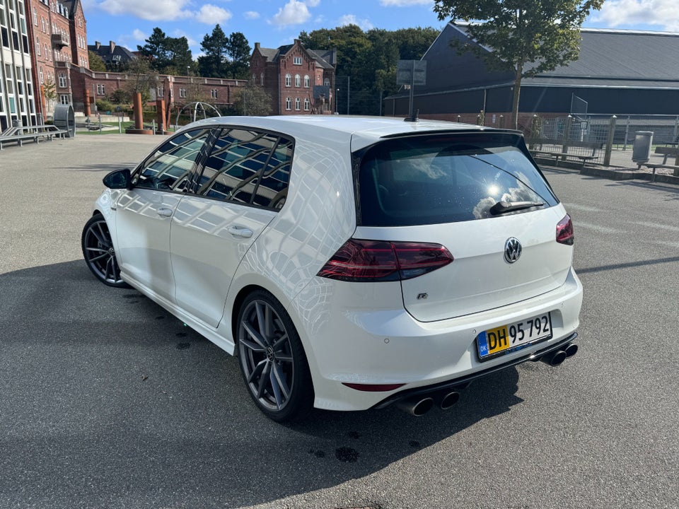 VW Golf VII 2,0 R DSG 4Motion BMT Van 5d