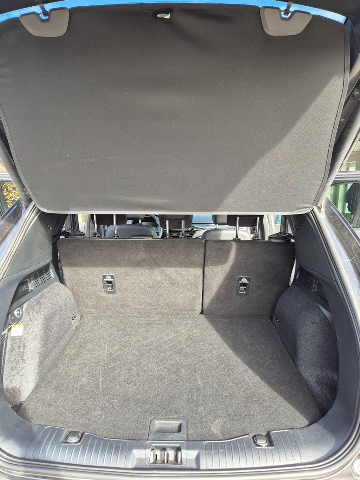 Ford Kuga 2,5 PHEV ST-Line CVT 5d