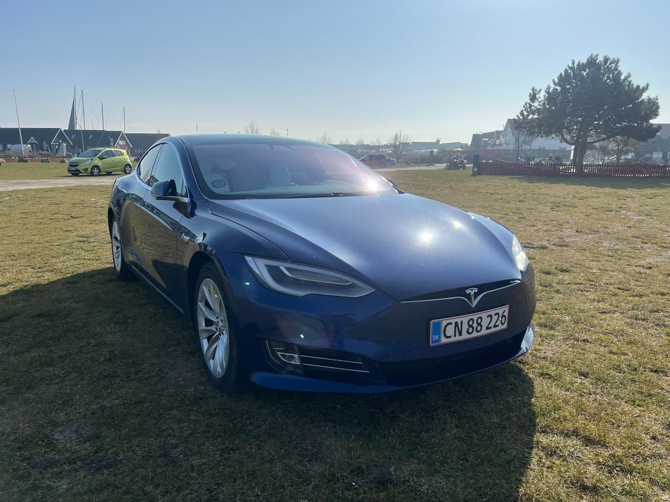 Tesla Model S Ludicrous Performance AWD 5d