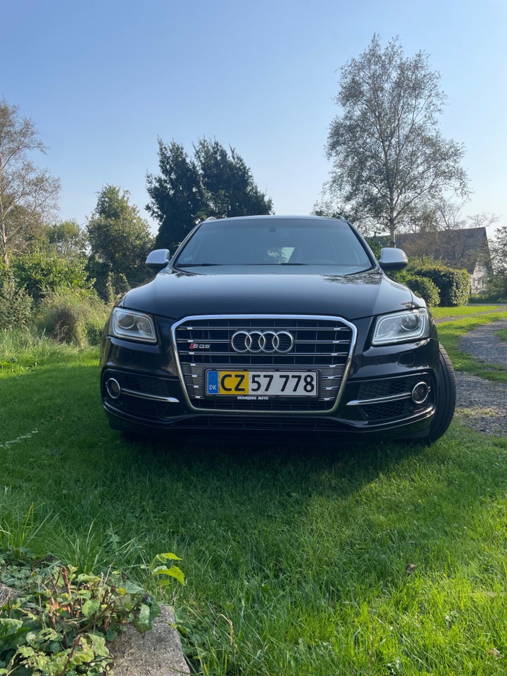 Audi Q5 3,0 TDi 245 S-line quattro S-tr. Van 5d