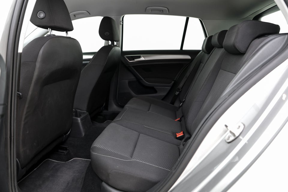 VW Golf VII 1,0 TSi 85 Trendline 5d