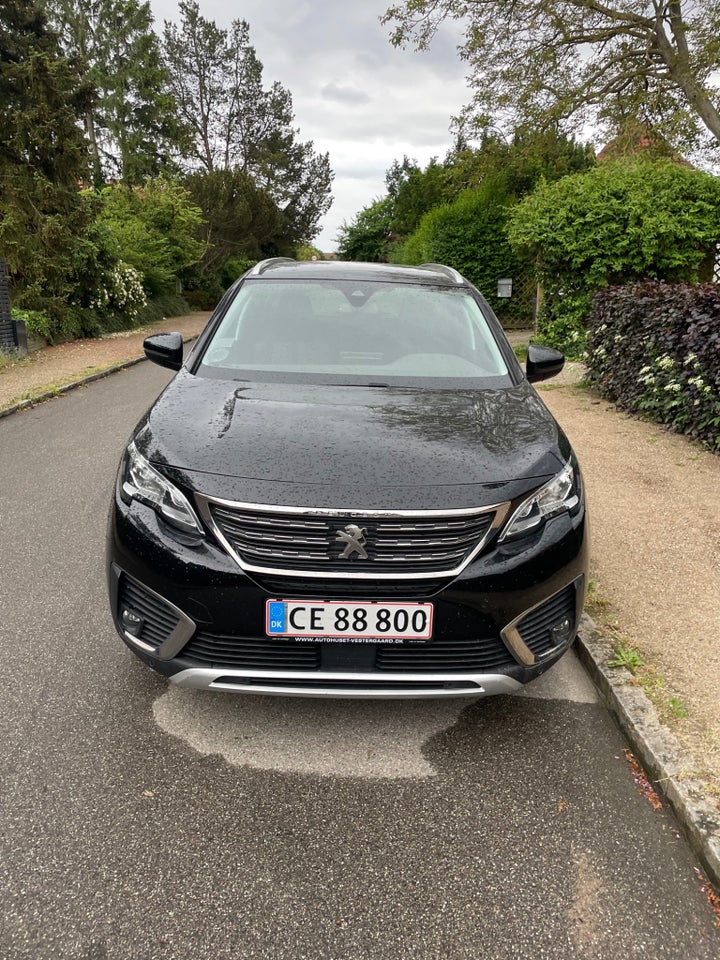 Peugeot 5008 1,2 PureTech 130 Allure 7prs 5d