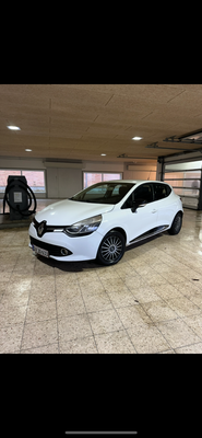 Renault Clio IV 1,5 dCi 75 Authentique 5d