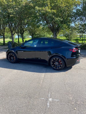 Tesla Model Y  Performance AWD El 4x4 4x4 aut. Automatgear modelår 2022 km 25000 Sort ABS airbag ser