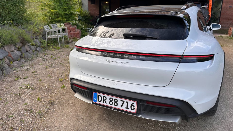 Porsche Taycan 4S Performance+ Cross Turismo 5d
