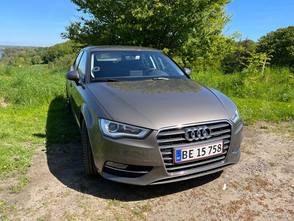 Audi A3 2,0 TDi 150 Ambition Sportback S-tr. 5d