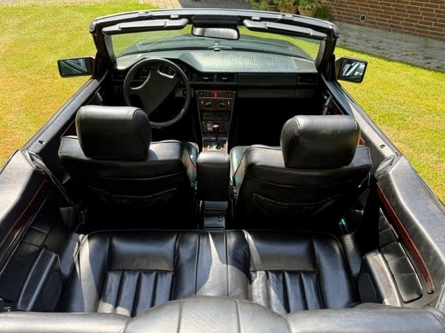 Mercedes E200 2,0 Cabriolet 2d